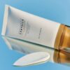 Легкий солнцезащитный крем с центеллой SKIN1004 Madagascar Centella Air-fit Light SPF30PA++++ — изображение 4